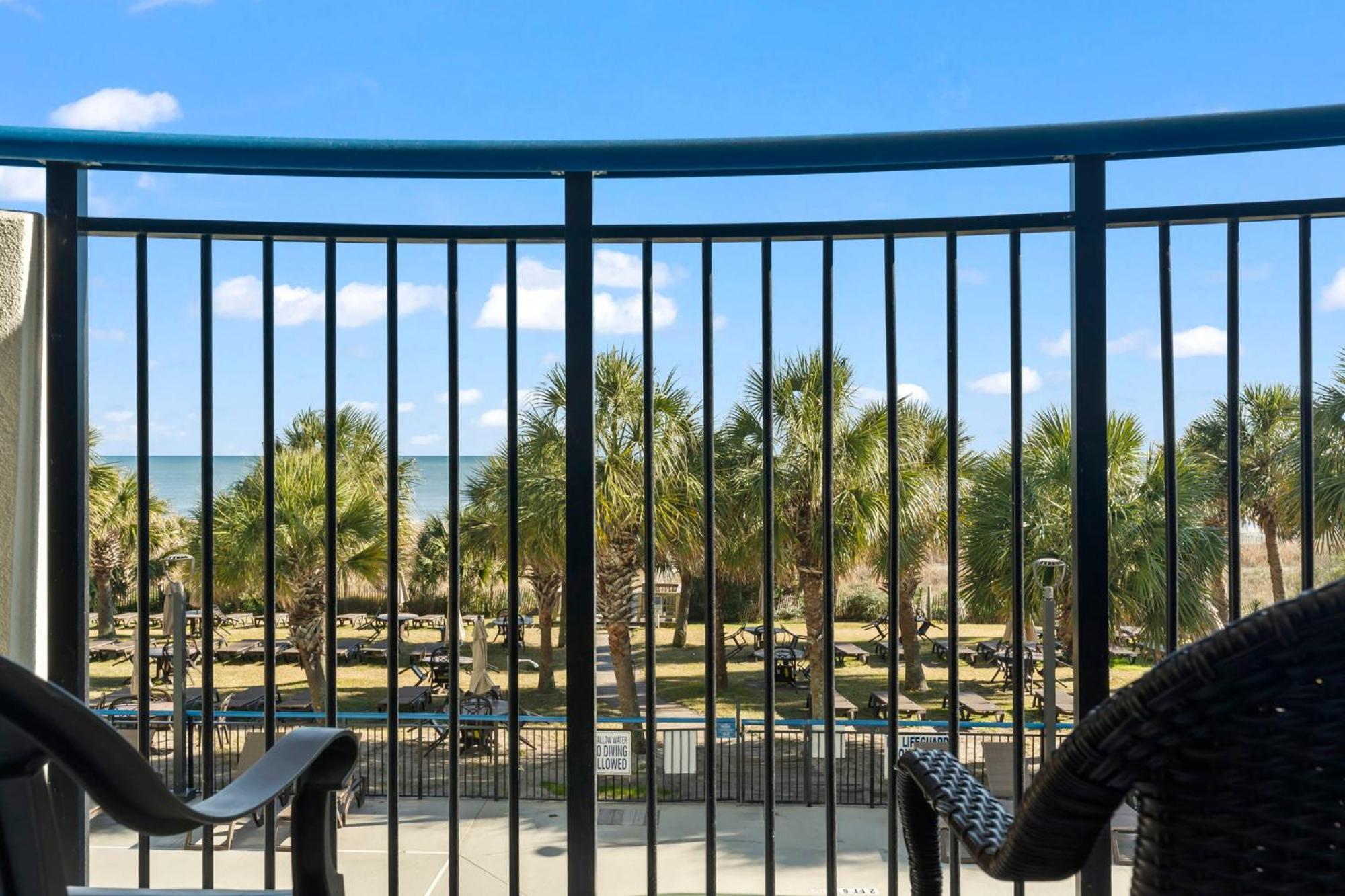 Recently Remodeled Double Queen Condo- Oceanfront Views! Boardwalk 135 Мертл-Біч Екстер'єр фото