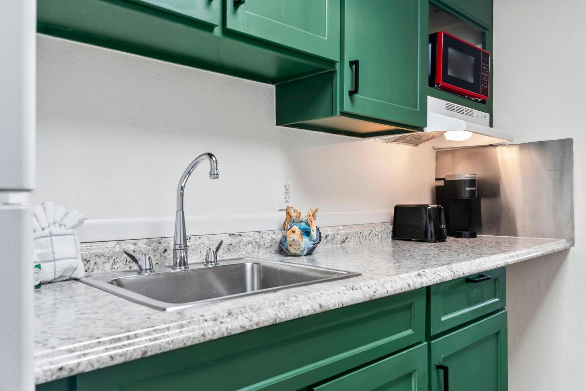 Recently Remodeled Double Queen Condo- Oceanfront Views! Boardwalk 135 Мертл-Біч Екстер'єр фото