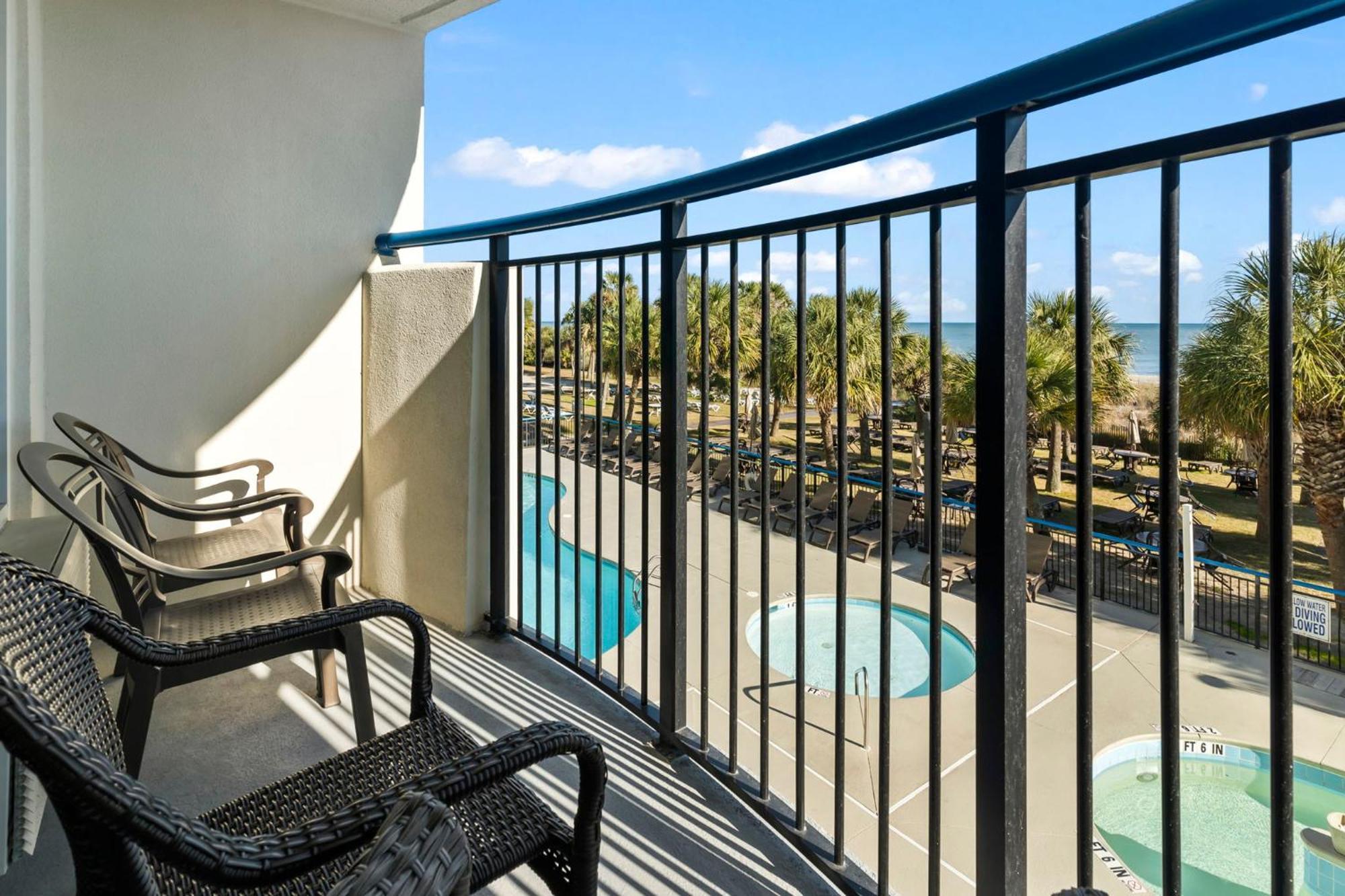 Recently Remodeled Double Queen Condo- Oceanfront Views! Boardwalk 135 Мертл-Біч Екстер'єр фото